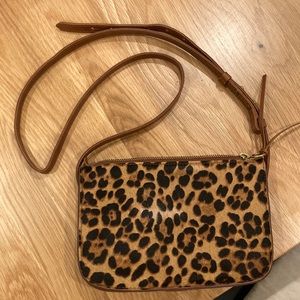 Madewell leopard print purse. Like new condition.